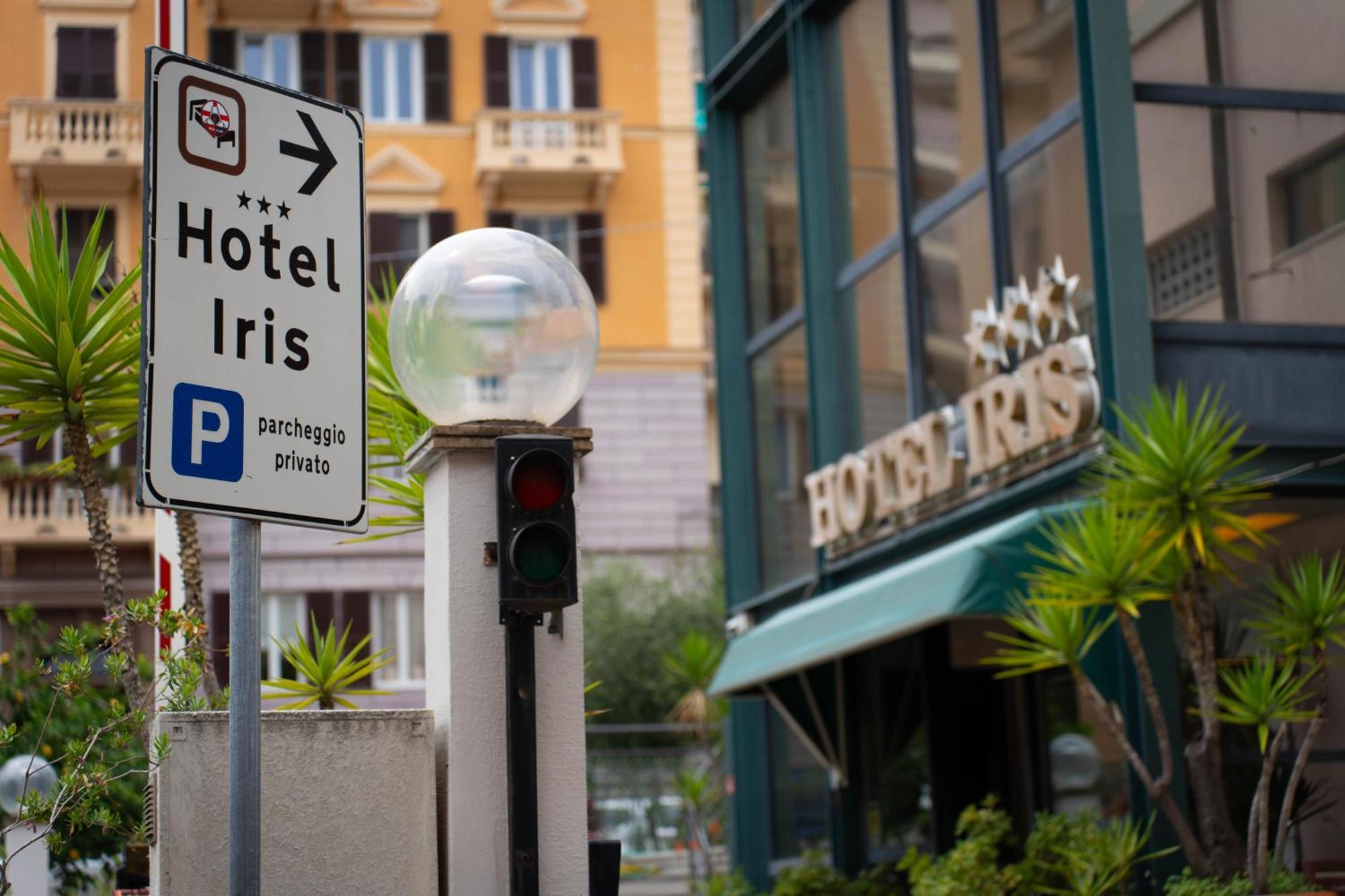 Hotel Iris Genoa Luaran gambar