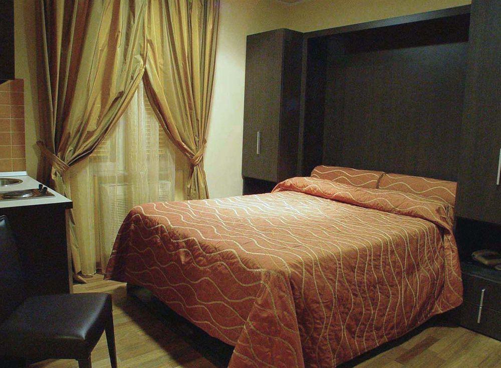 Hotel Iris Genoa Luaran gambar